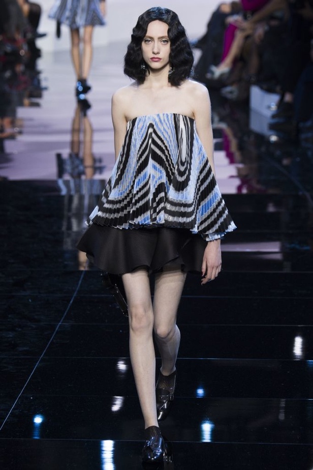 عرض "جورجيو أرماني بريفيه" الفاخر لربيع وصيف 2016