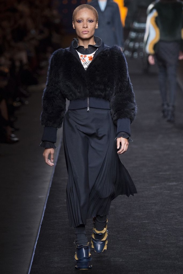 عرض أزياء فندي لخريف وشتاء ٢٠١٦ و ٢٠١٧