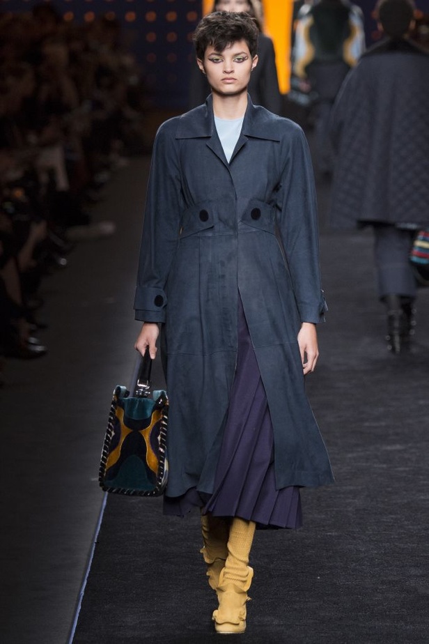 عرض أزياء فندي لخريف وشتاء ٢٠١٦ و ٢٠١٧