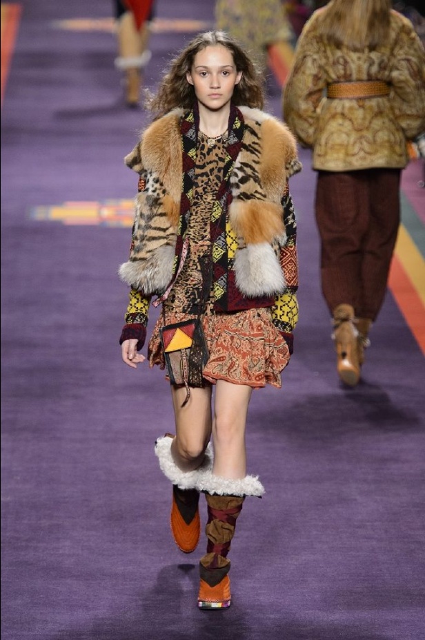 مجموعة متعددة الألوان منEtro  لخريف وشتاء 2017