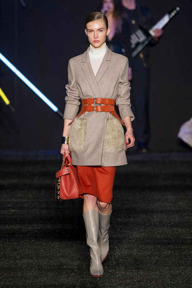 عرض أزياء Aigner لخريف وشتاء 2017