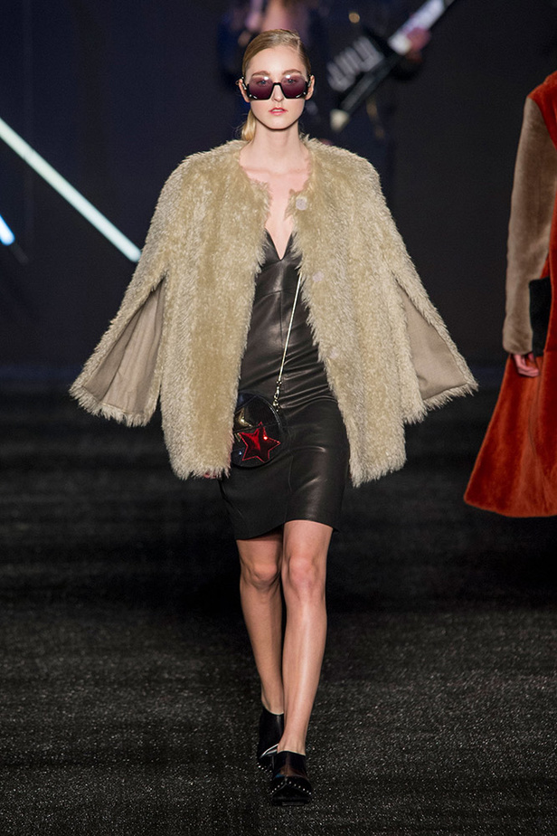 عرض أزياء Aigner لخريف وشتاء 2017