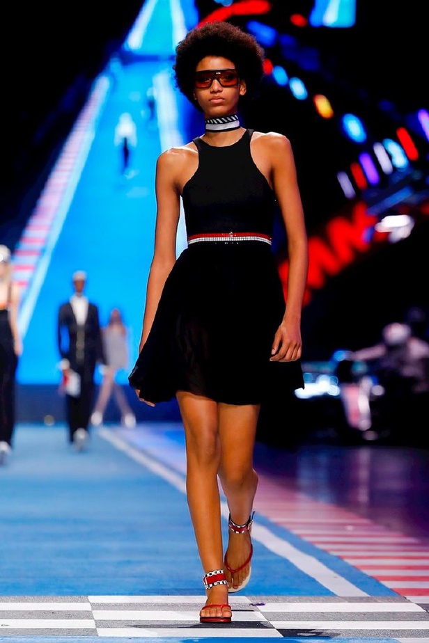 مجموعة Tommy Hilfiger للألبسة الجاهزة لربيع و صيف 2018