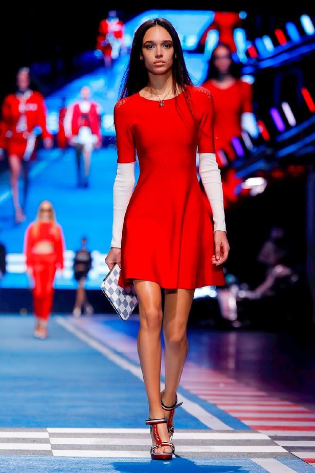 مجموعة Tommy Hilfiger للألبسة الجاهزة لربيع و صيف 2018