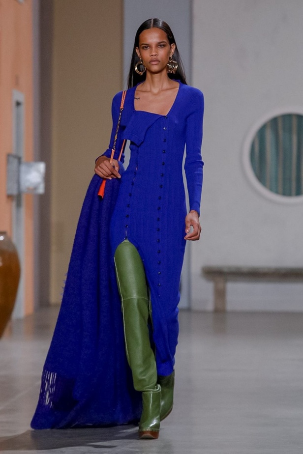 عرض أزياء Jacquemus لموسم خريف وشتاء 2019