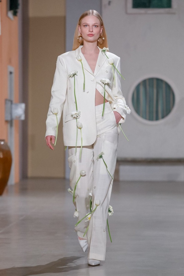 عرض أزياء Jacquemus لموسم خريف وشتاء 2019