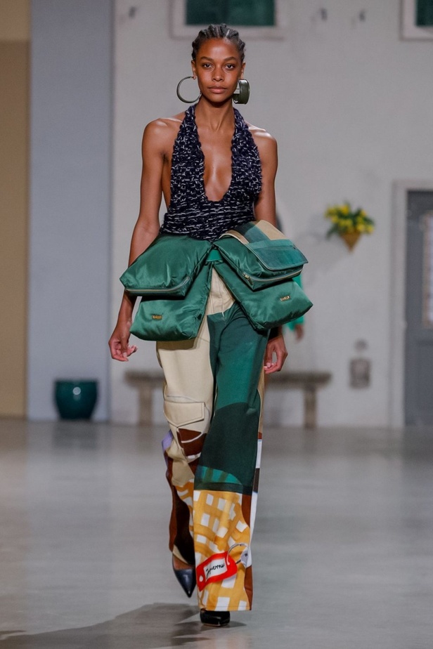 عرض أزياء Jacquemus لموسم خريف وشتاء 2019