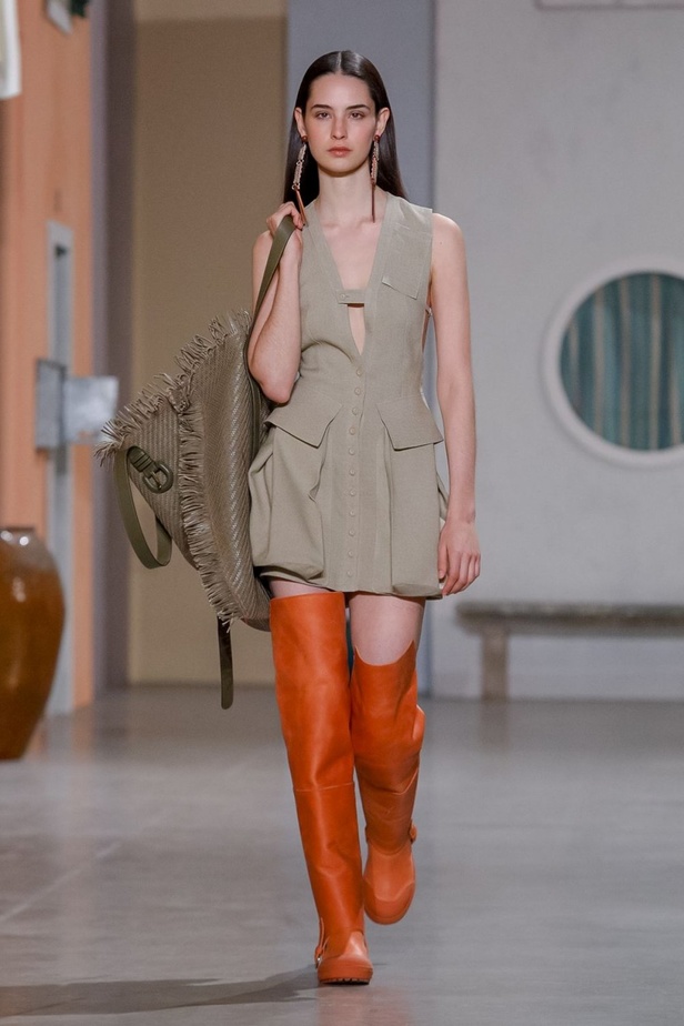 عرض أزياء Jacquemus لموسم خريف وشتاء 2019