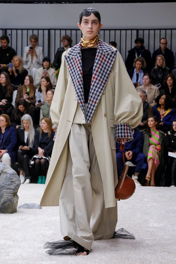عرض أزياءJ.W. Anderson  لموسم خريف وشتاء 2019