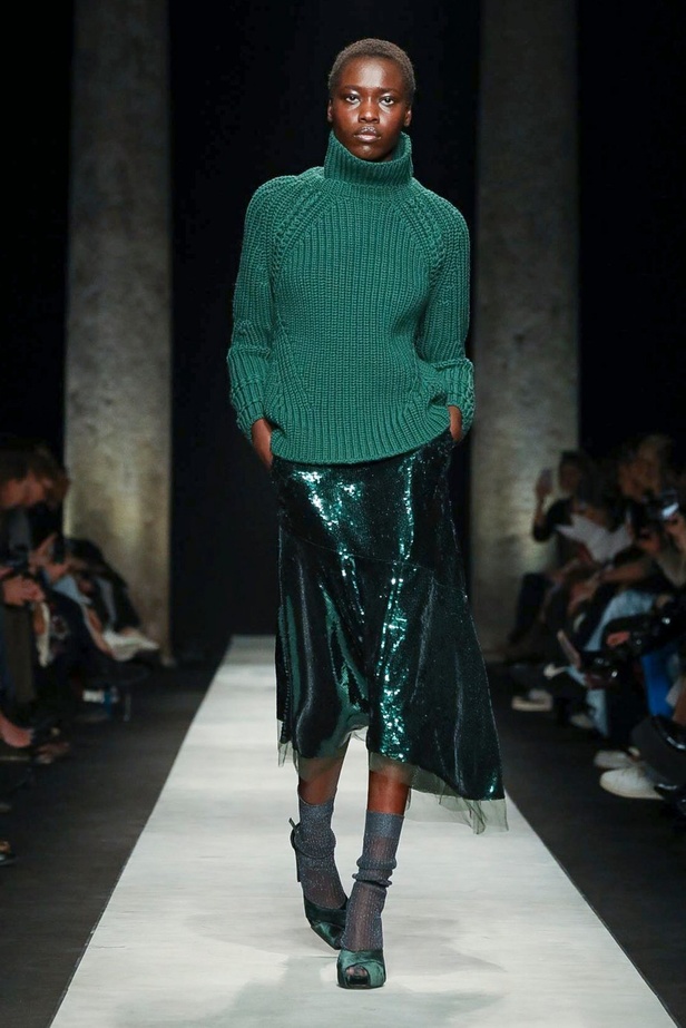 عرض أزياء ERMANNO SCERVINO في اسبوع الموضة في ميلان 2020 