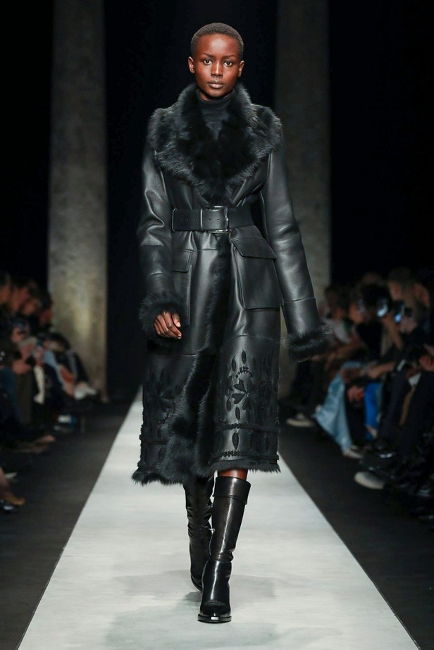 عرض أزياء ERMANNO SCERVINO في اسبوع الموضة في ميلان 2020 