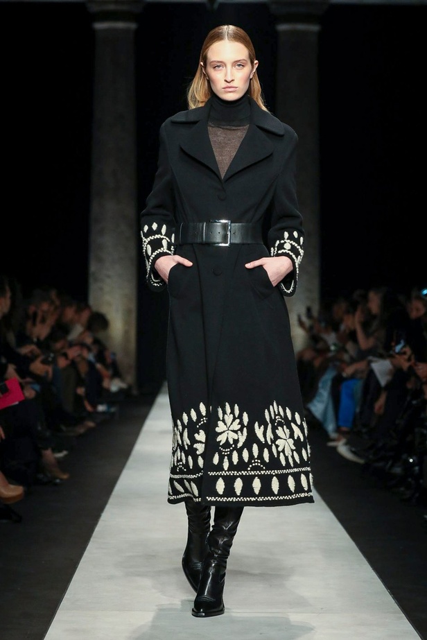 عرض أزياء ERMANNO SCERVINO في اسبوع الموضة في ميلان 2020 