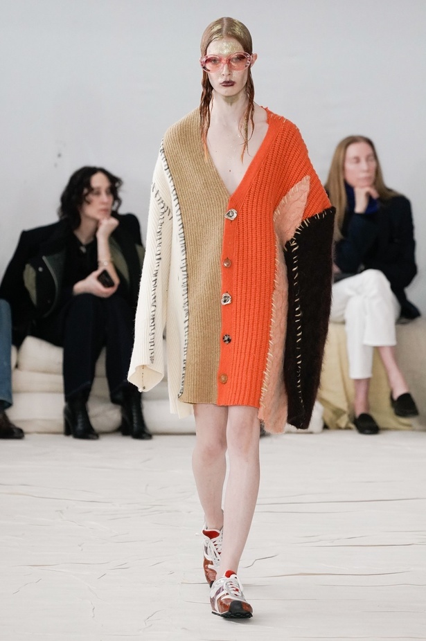 خطوط تجريدية في عرض مجموعة Marni FW20