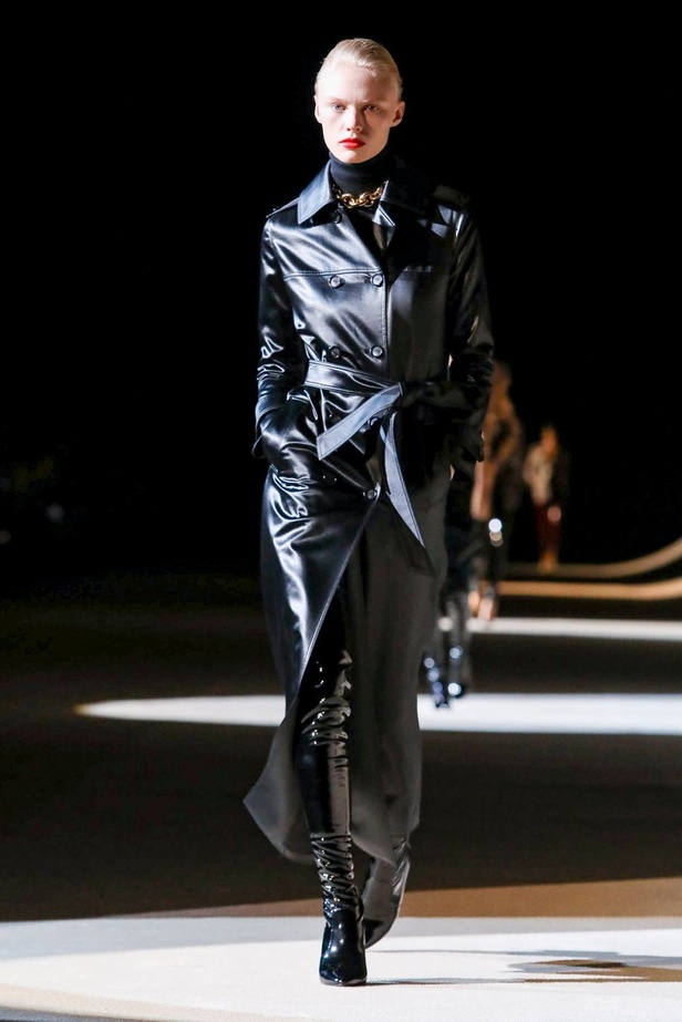 مجموعة سان لوران خريف وشتاء 2020-2021 من باريس