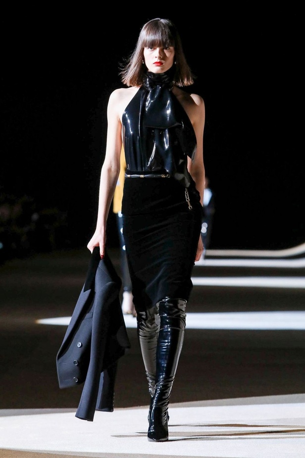 مجموعة سان لوران خريف وشتاء 2020-2021 من باريس