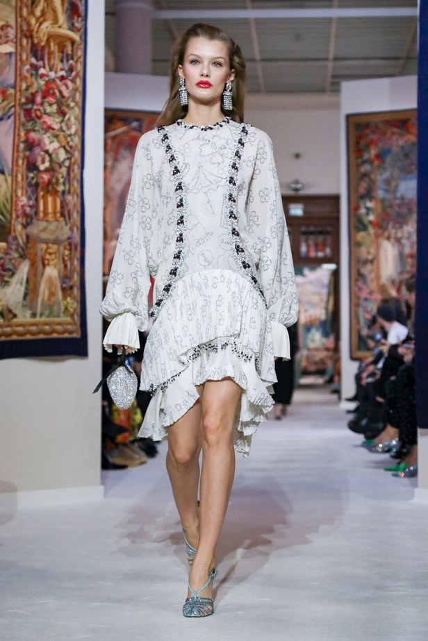 عرض مجموعة Lanvin FW20 في باريس 