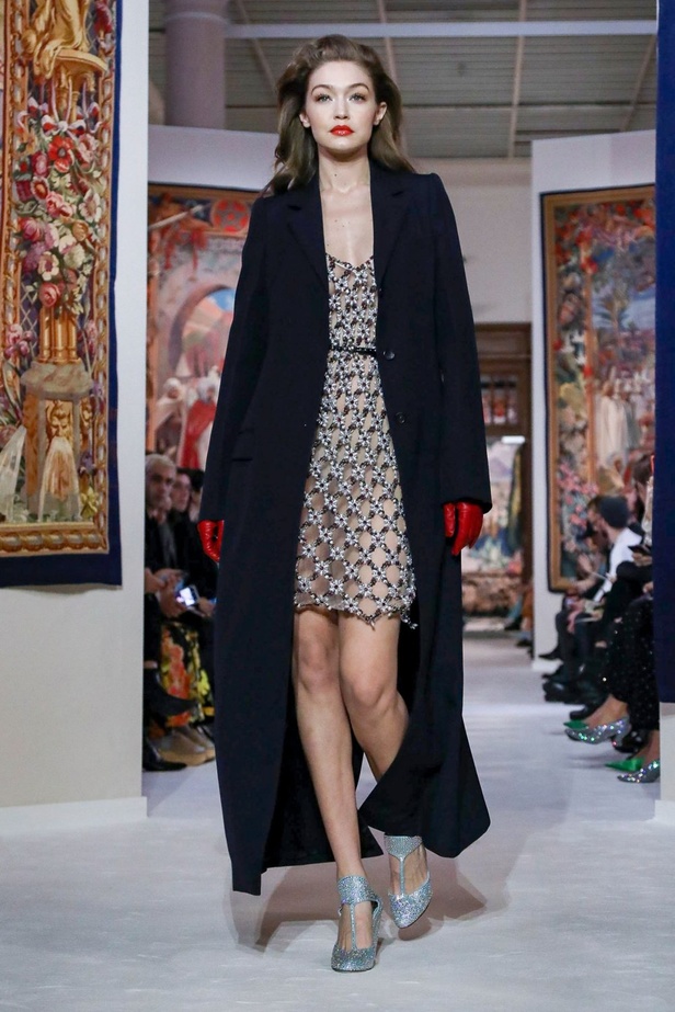 عرض مجموعة Lanvin FW20 في باريس 