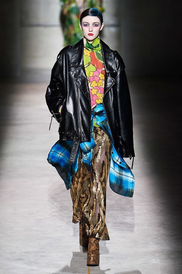 عرض مجموعة Dries Van Noten لموسم خريف وشتاء 2020