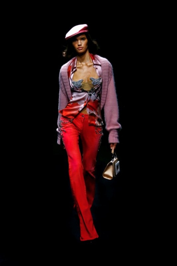 عرض أزياء BLUMARINE لخريف وشتاء 2021 في ميلانو