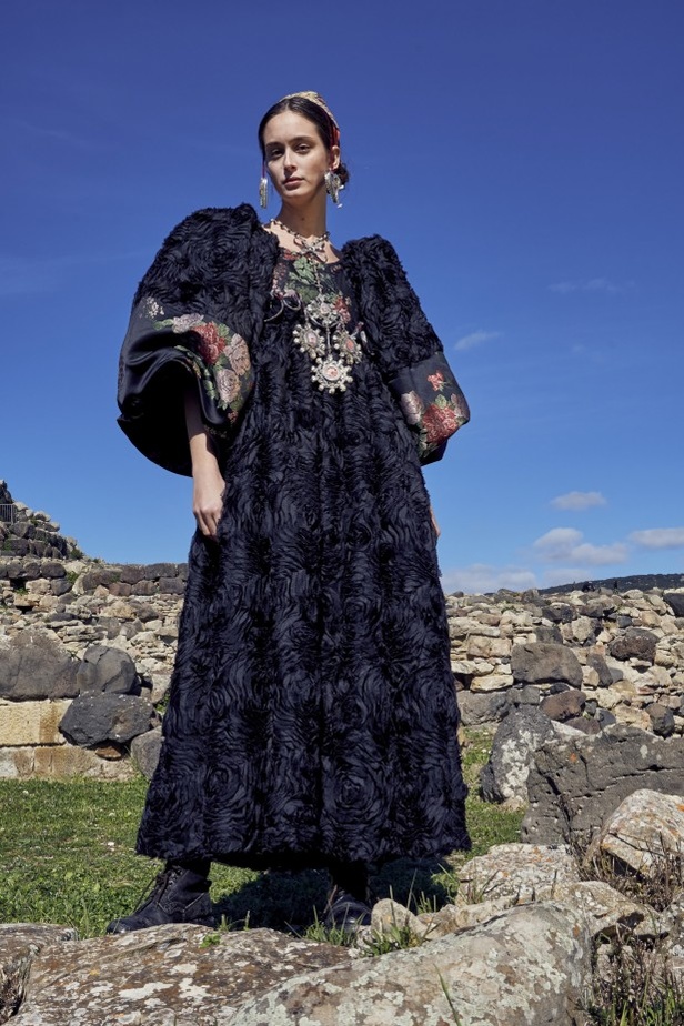 عرض أزياء Antonio Marras لموسم موضة خريف وشتاء 2021