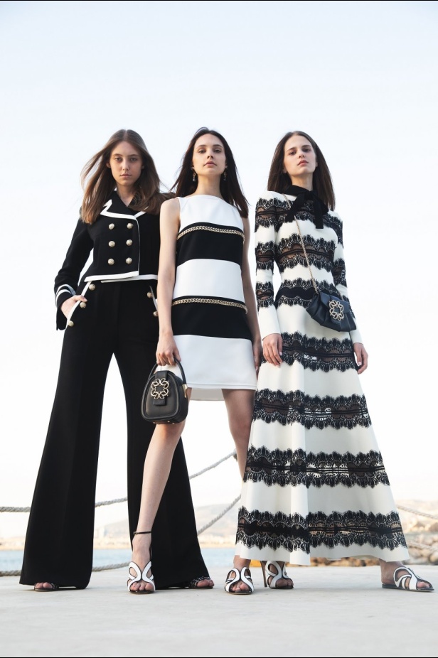  مجموعة ايلي صعب ريزورت 2022 ترحب بالبدايات الجديدة