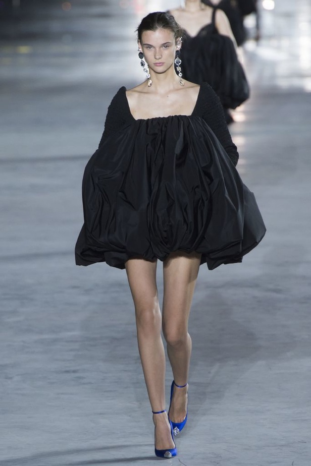 مجموعة Saint Laurent لموسمي ربيع وصيف 2018!