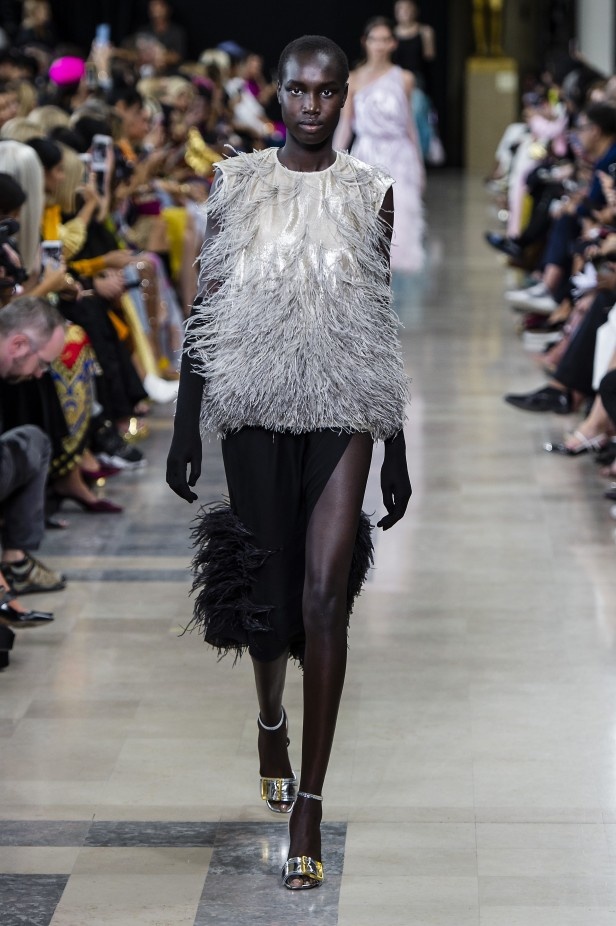 مجموعة Rochas لربيع وصيف 2019