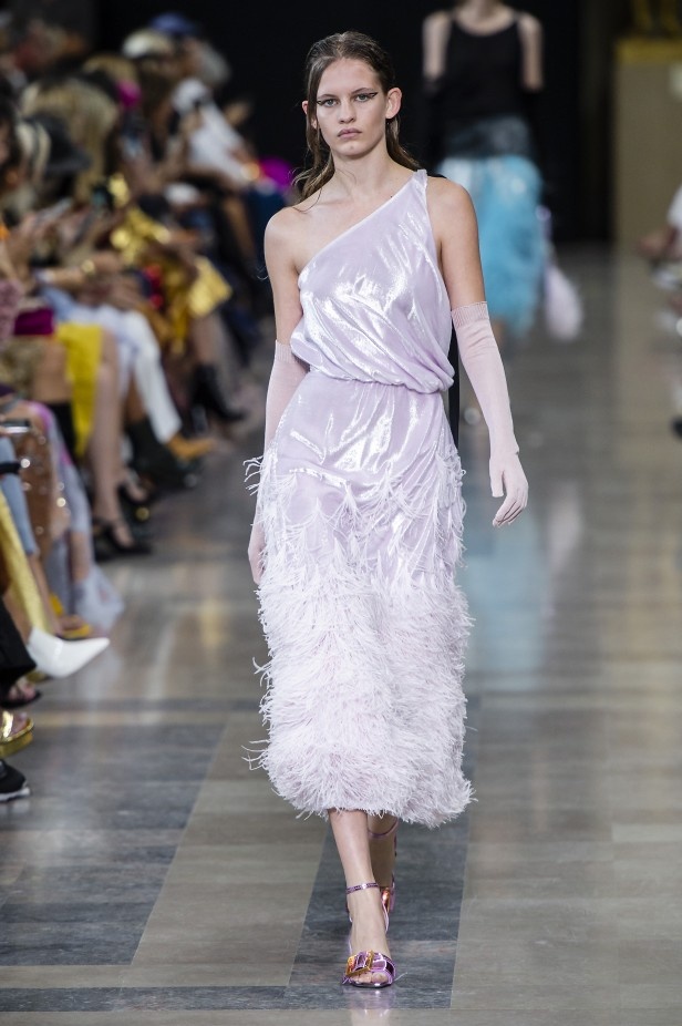 مجموعة Rochas لربيع وصيف 2019