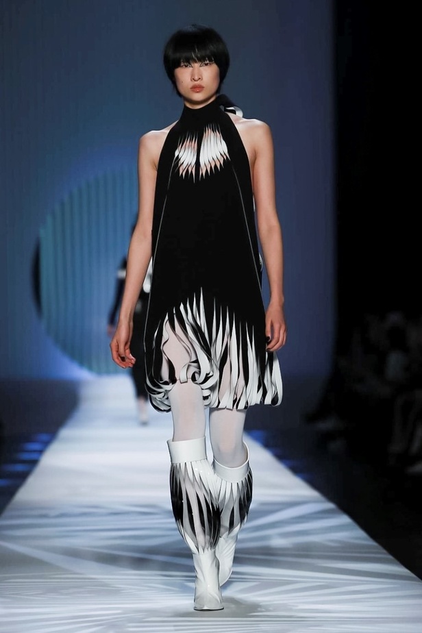 مجموعة جان بول غوتييه للهوت كوتور لربيع وصيف 2018