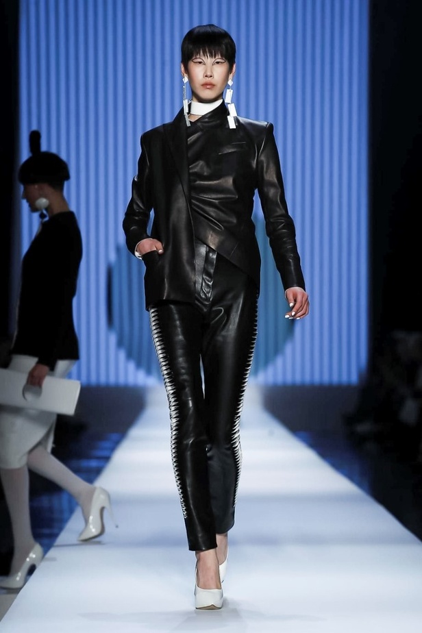 مجموعة جان بول غوتييه للهوت كوتور لربيع وصيف 2018