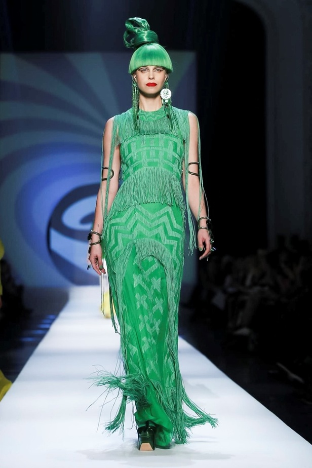 مجموعة جان بول غوتييه للهوت كوتور لربيع وصيف 2018