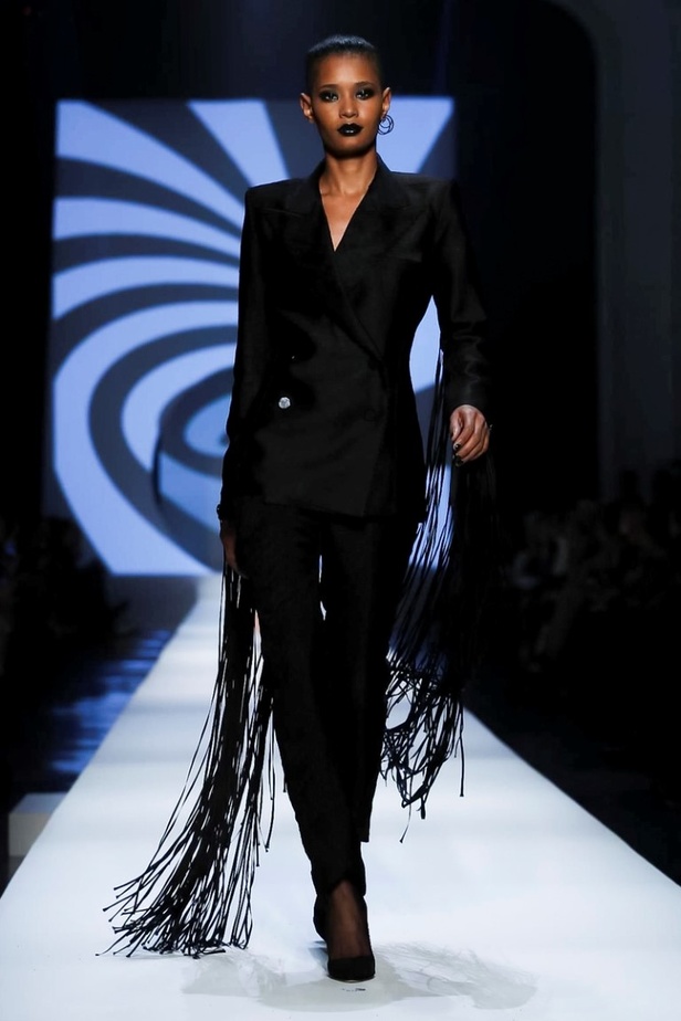 مجموعة جان بول غوتييه للهوت كوتور لربيع وصيف 2018