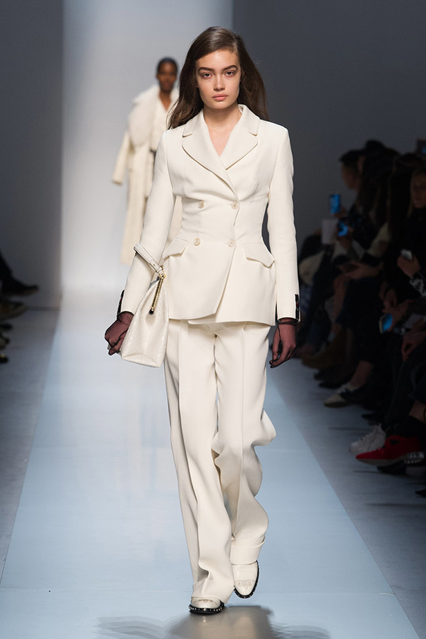 مجموعة Ermanno Scervino لخريف وشتاء 2017