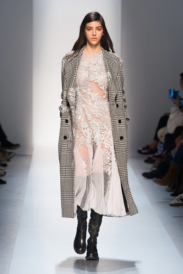 مجموعة Ermanno Scervino لخريف وشتاء 2017