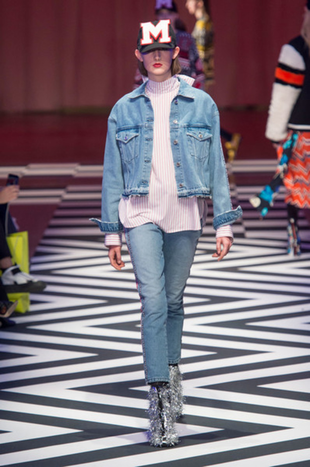 عرض أزياء Msgm لخريف وشتاء 2017