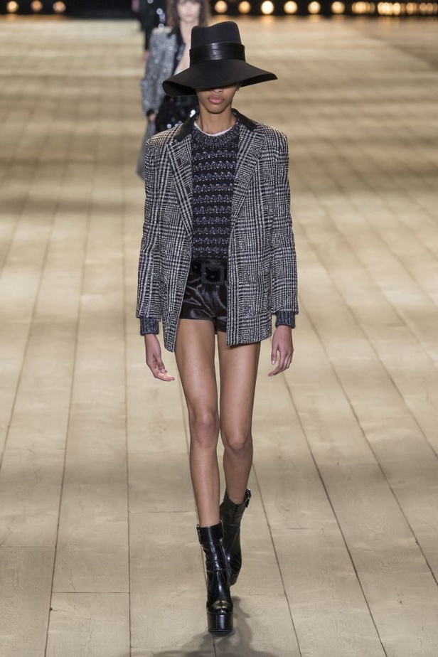 مجموعة Saint Laurent لخريف وشتاء ٢٠١٨ !