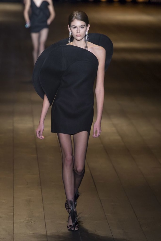 مجموعة Saint Laurent لخريف وشتاء ٢٠١٨ !