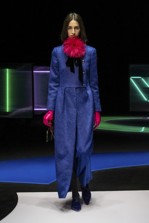 عرض أزياء  Emporio Armani لخريف وشتاء 2021-2022