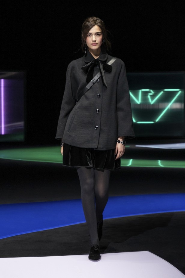 عرض أزياء  Emporio Armani لخريف وشتاء 2021-2022
