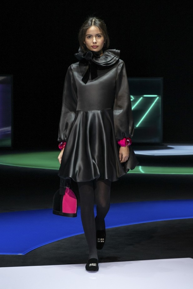 عرض أزياء  Emporio Armani لخريف وشتاء 2021-2022