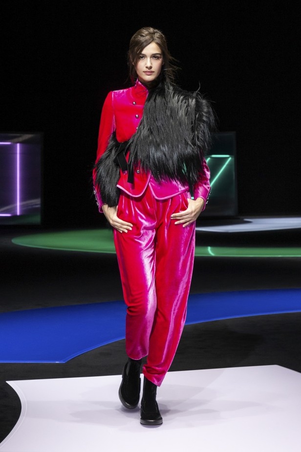 عرض أزياء  Emporio Armani لخريف وشتاء 2021-2022