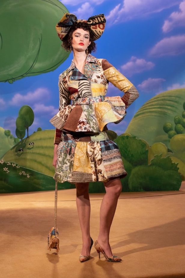 مجموعة Moschino لخريف وشتاء 2021