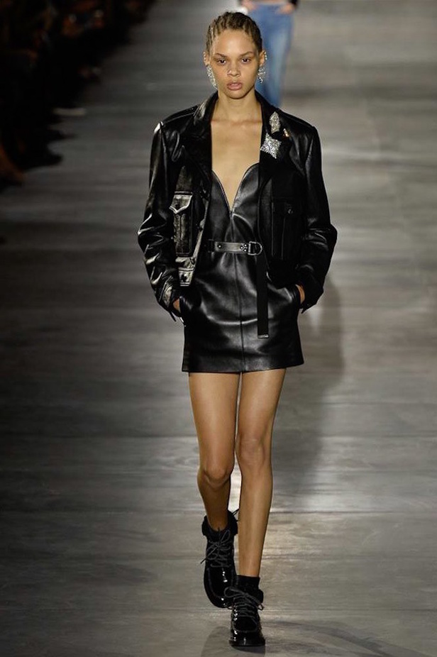 مجموعة “سان لوران” لموسم ربيع وصيف 2017 