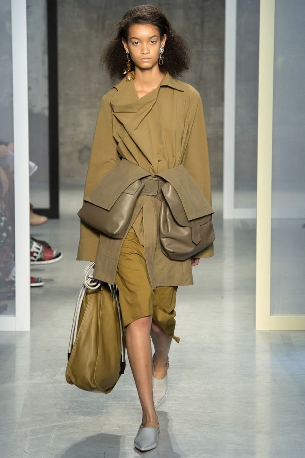 مجموعة Marni لربيع وصيف 2017..