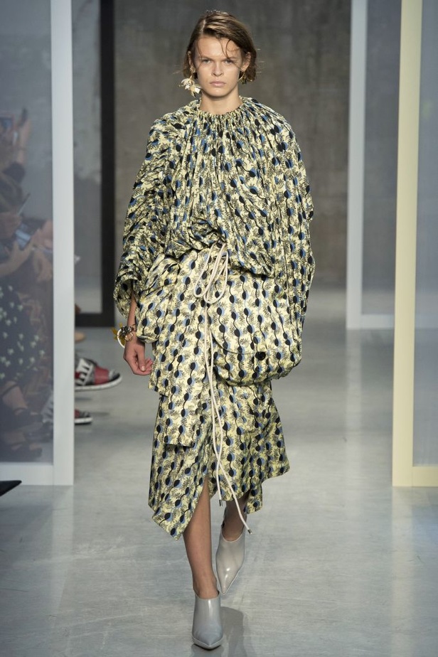 مجموعة Marni لربيع وصيف 2017..