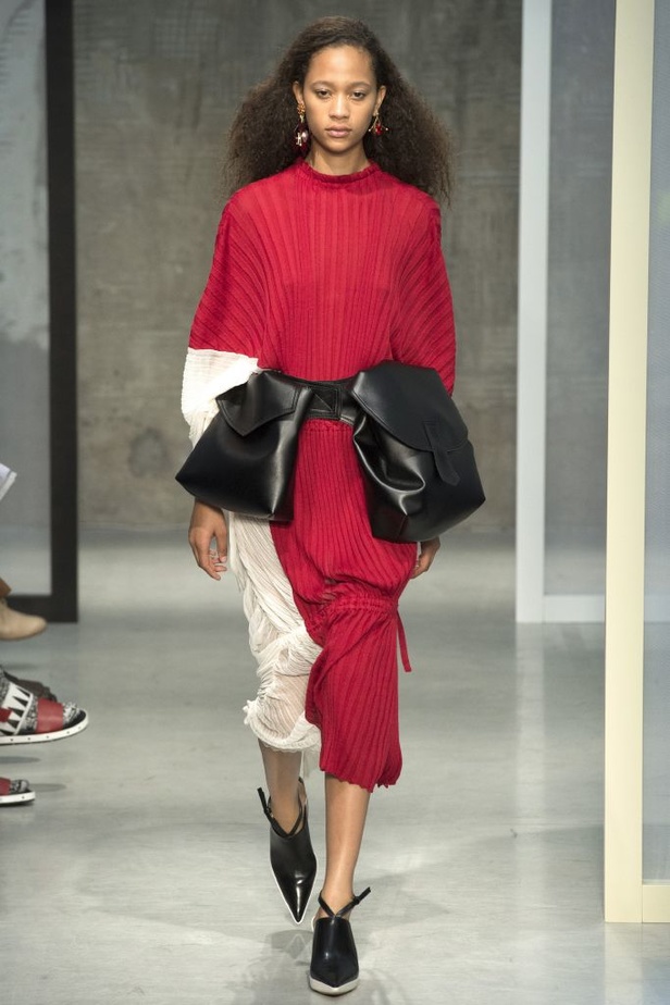 مجموعة Marni لربيع وصيف 2017..