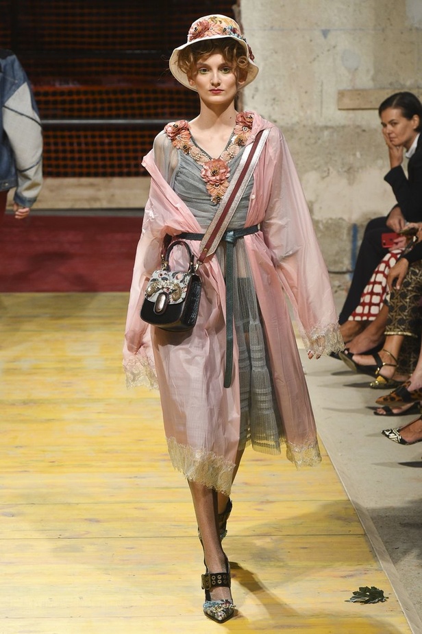 مجموعة "أنطونيو ماراس" لموسم ربيع وصيف 2018