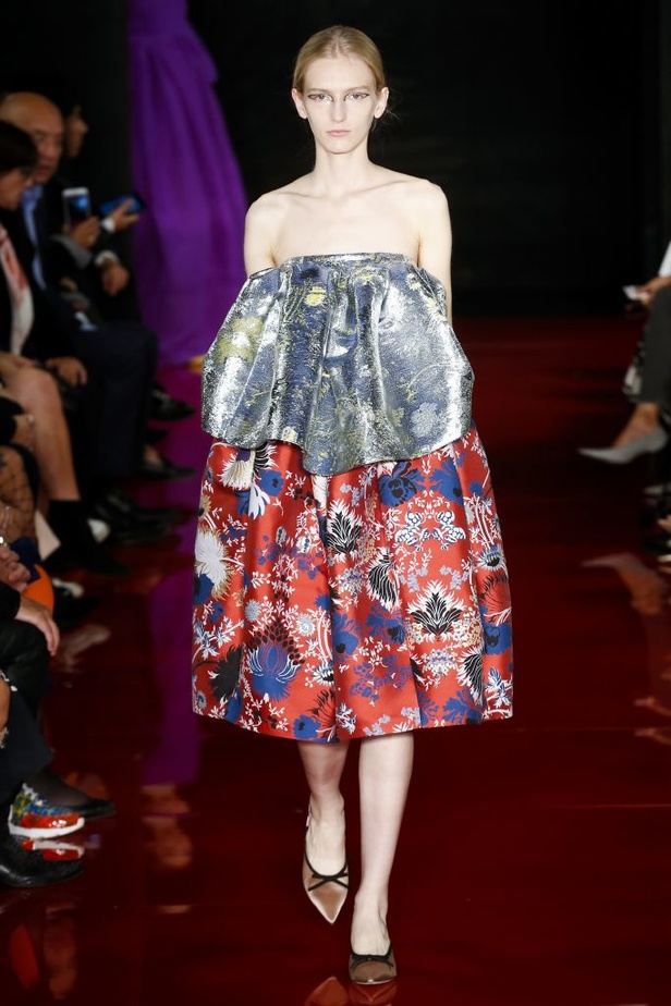 عرض روشاس لربيع وصيف 2018 باسبوع الموضة في باريس