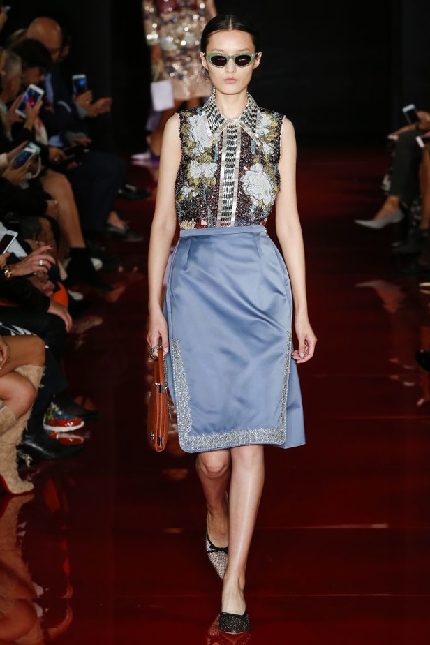 عرض روشاس لربيع وصيف 2018 باسبوع الموضة في باريس