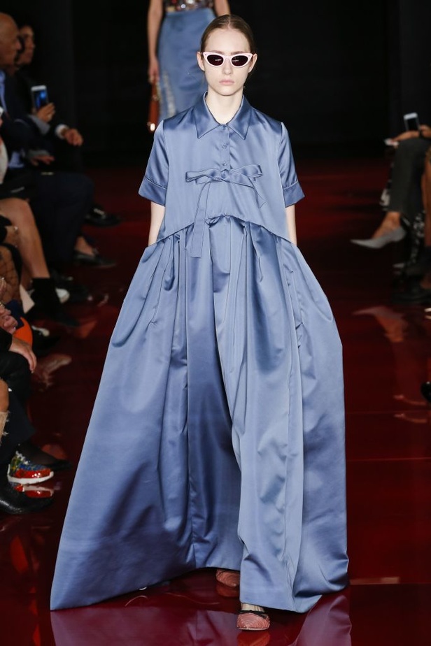 عرض روشاس لربيع وصيف 2018 باسبوع الموضة في باريس